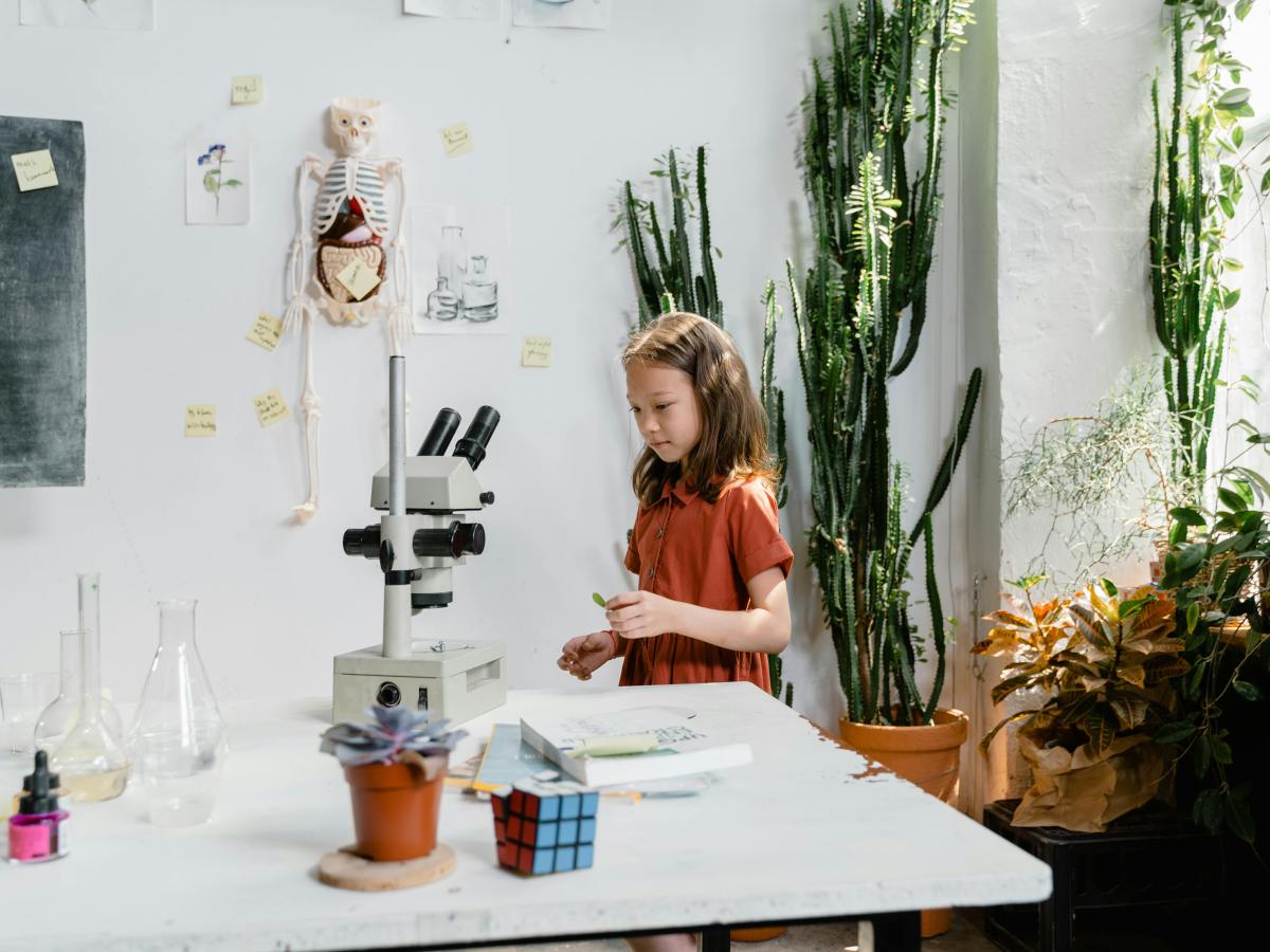 Como Incentivar Meninas na Ciência e Tecnologia Desde&nbsp;Cedo?